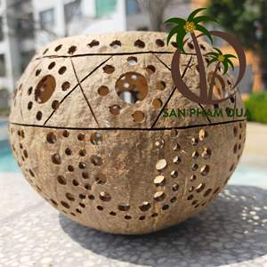 Applique murale en noix de coco à abat-jour rond COCO-ECO/lampe en noix de coco sculptée Vietnam/lampe en palmier de noix de coco de divers designs - Product Image 1