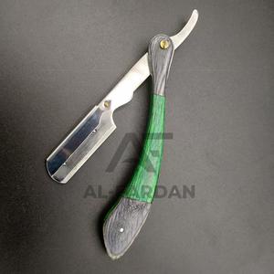 Lame de rasage Shavette turque classique pour hommes Rasoir droit à quantité minimale de commande basse avec logo personnalisé avec manche en bois - Product Image 4