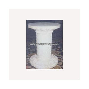 Blanc Marbre Piédestal - Product Image 1