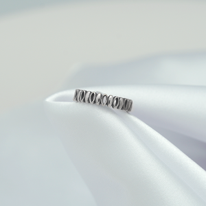 Anillos de Plata de Ley 925 Minimalistas y Modernos Personalizados con Piedras Preciosas para Mujer, de Alta Calidad para Boda y Compromiso - Product Image 4