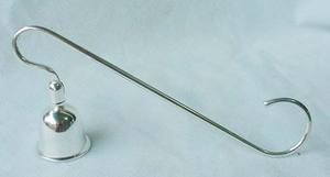 Éteignoir à bougies en laiton imitation antique avec modèle ange plaqué argent vaisselle en métal poli manche en bois vente artisanat en métal - Product Image 2