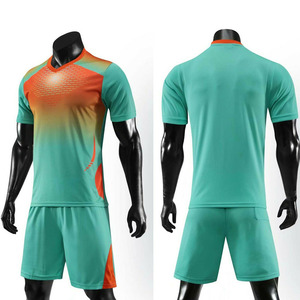 Conjuntos de uniformes de fútbol para niños y niñas, diseños personalizados de alta calidad, venta al por mayor - Product Image 3