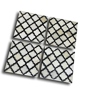 Juego de posavasos con incrustaciones de hueso hechos a mano con diseño marroquí - Product Image 1