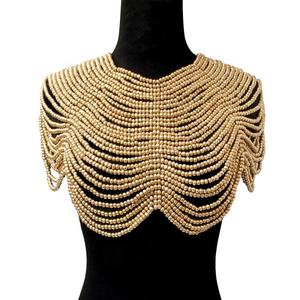 Collar de hombro de madera roja con cuentas, estilo africano, vintage, hecho a mano, con dijes, diseño de moda, para fiesta de mujer - Product Image 5