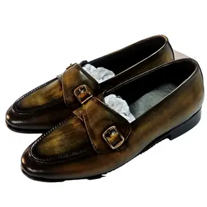 लक्जरी फैशन आधुनिक स्टाइलिश गैर चमड़े अनुकूलित बहु रंगीन पुरुषों के जूते बड़े मात्रा में उपलब्ध