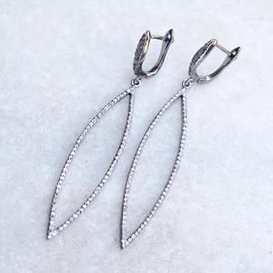 Pendientes colgantes hechos a mano con forma de marquesa, joyería de diseño de plata 925 oxidada de diamante de una línea, venta al por mayor - Product Image 4