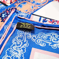 Fabrication en Usine Foulard Carré en Soie Sergée Satin 100% Pure pour Femmes, Impression Numérique, Emballage Personnalisé Style Fille