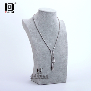 Exhibidores de Joyería DEQI Personalizados de Fábrica, en Terciopelo, Lino y Cuero PU, Duraderos, en Varios Tamaños, para Collares, Colgantes y Cadenas - Product Image 2