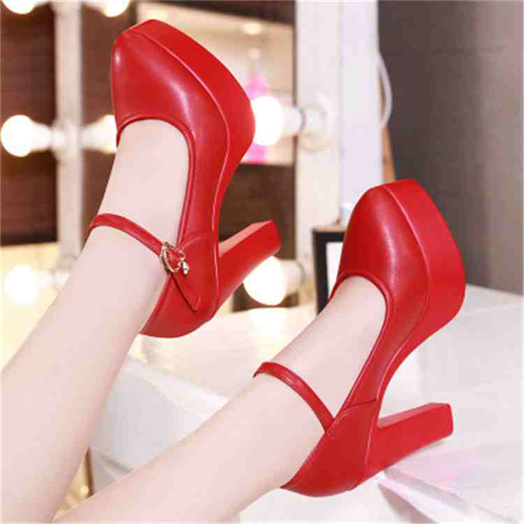 29 ideas de Tacones | tacones, zapatos hermosos, zapatos de tacones