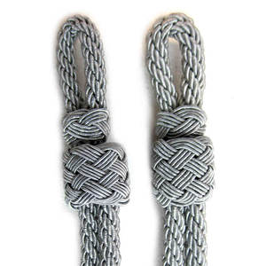 Fabricante de accesorios Uniformes Cordón de hombro Uniforme Accesorio personalizado Aiguillettes para unisex - Product Image 3