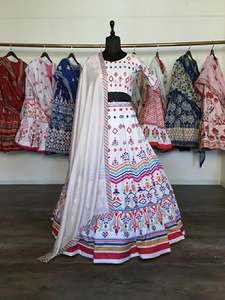 Más hermoso diseñador boda ropa nupcial algodón seda Lehenga Choli con Dupatta bordado pesado trabajo indio mujeres ropa Shalwar Kameez - Product Image 3