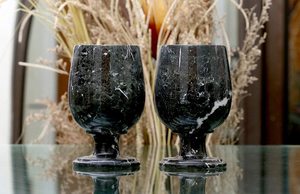 Ensemble de 2 verres à vin en marbre noir fait main Technique polie - Product Image 4