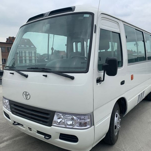 2014 usado para Toyota Coaster 4.2L Van 23-Seater Diesel Van con caja de cambios manual y dirección izquierda AWD Drive - Product Image 1