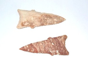 Healing Natural Stones Buy Indian Arrowheads | Indian Arrowheads at Low Price | Get Indian Arrowheads <b>Mascot</b> Style Fengshui - Product Image 1