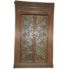 Puerta delantera tallada antigua para casa, VILLA y resortes - Product Image 1