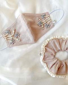 2025 nouveaux accessoires de visage de concepteur avec des perles de verre en cristal de perles élégantes et une belle broderie Zardozi - Product Image 1