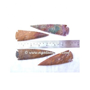 Puntas de flecha indias de ágata de 4 pulgadas hechas a mano piedras preciosas naturales talladas en estilos de amor Feng Shui para decoración del hogar grabado comprar en línea - Product Image 1