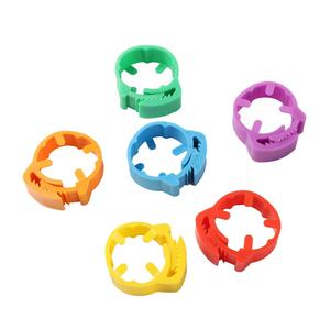 NO, Anillo <span class=keywords><strong>de</strong></span> plástico con hebilla <span class=keywords><strong>para</strong></span> patas <span class=keywords><strong>de</strong></span> <span class=keywords><strong>pollo</strong></span>, accesorio ajustable <span class=keywords><strong>para</strong></span> patas <span class=keywords><strong>de</strong></span> ganso y pato, 001-100 - Product Image 4