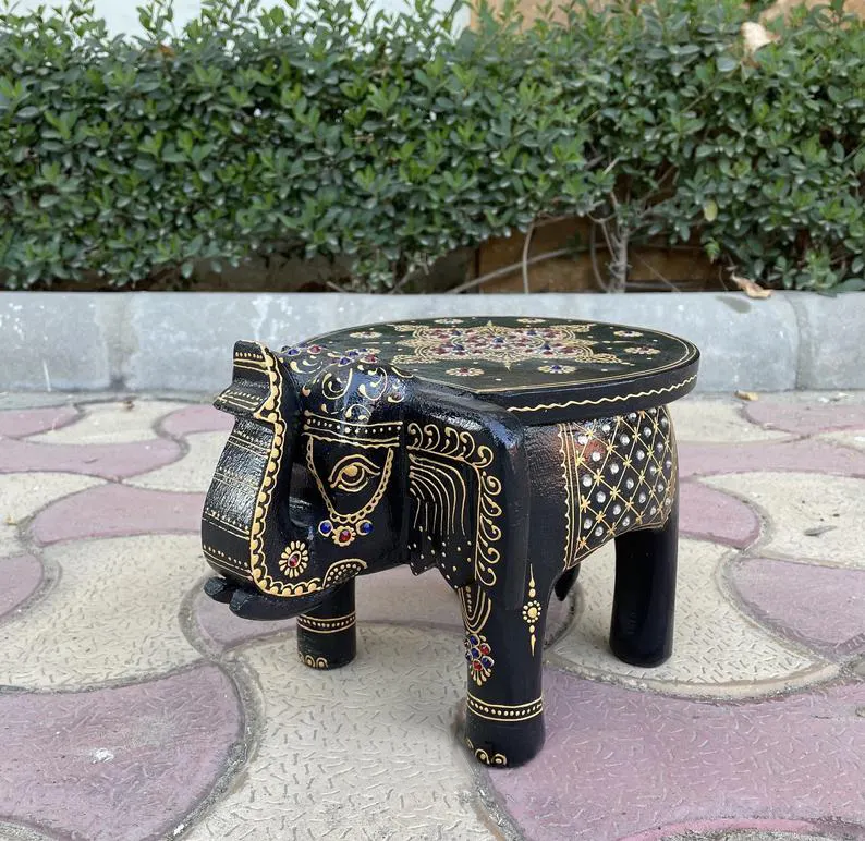 2021 인도 빈티지 가장 판매 나무 손으로 그린 코끼리 의자 수제 장식 코끼리 디자인 매력적인 의자