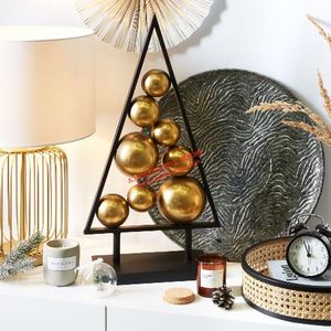 Sculpture de table décorative pour la maison de conception de vente chaude Sculpture en aluminium de luxe en métal fini noir et or à vendre - Product Image 2