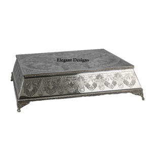 Soporte de Metal para pasteles, alta calidad, chapado en oro, hecho a mano, tres niveles, clásico, elegante, venta al por mayor, lujoso - Product Image 2