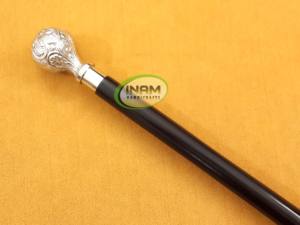 Bâton de marche en bois fait à la main de qualité supérieure avec poignée en laiton - Product Image 4