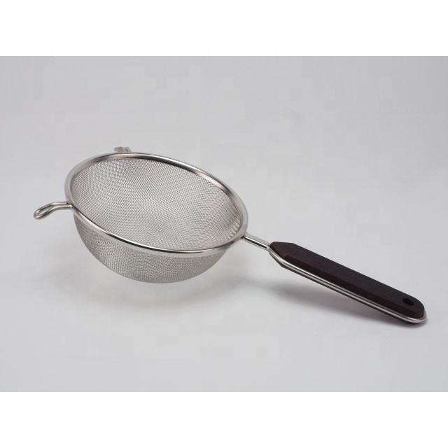 ที่กรองด้ามจับไม้ไดอาน่า L-0017 S 16 cm