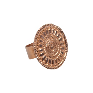 Bague de créateur de qualité supérieure, finition cuivre, bague en métal, design personnalisé disponible - Product Image 1