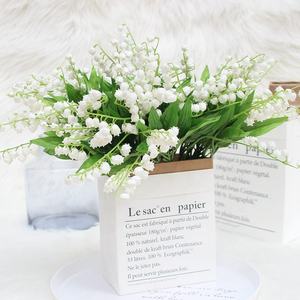 C0278 Commercio All'ingrosso artificiale di plastica bianco convallaria majalis da sposa in possesso di <span class=keywords><strong>campana</strong></span> carillon di vento fiore di orchidea per la decorazione di nozze - Product Image 4