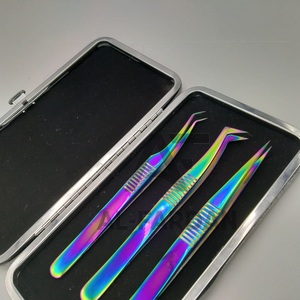 แหนบขนตาแบบรัสเซียที่มีพลาสม่าหลากสี45องศาปลายแหลมตรงปลายแหลมสเตนเลสไฟเบอร์และเคสแม่เหล็ก - Product Image 5