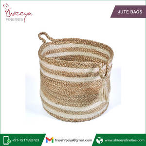 Sac de plage en jute pur tissé à la main, taille moyenne, avec logo personnalisé pour le shopping, les voyages et l'usage quotidien - Product Image 5
