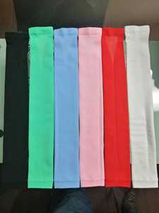 Mangas de brazo deportivas profesionales personalizables para hombres y mujeres Soporte de codo listo para exteriores con estilo de conjunto de nombre de equipo personalizado - Product Image 3