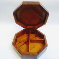 Boîte octogonale marocaine artisanale en bois, artisanat décoratif en bois de Thuya, fait main, nautique, personnalisable, 10 OEM, niche pour chien en bois poli