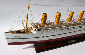 Modèle de navire de croisière HMHS MAURETANIA 1916 / Modèle de navire artisanal - Product Image 4