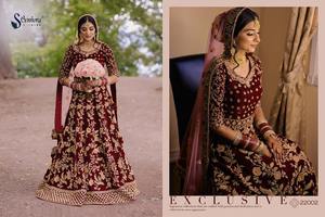 Lehenga Choli-tela de terciopelo para novia, tejido especial 9000 con bordado y trabajo de piedra, con blusa y red, fabricación dupatta Surat - Product Image 2