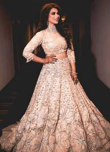 Ensemble haut et lehenga élégant pour femmes |   Robe de mariée indienne/pakistanaise en acétate ornée de perles de cristal - Product Image 2