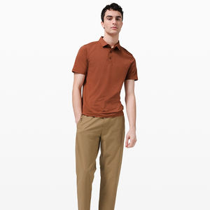 Camiseta polo OEM recién llegada para hombre, original, sólida, cómoda, de algodón y poliéster, precio económico, MOQ bajo, con logotipo personalizado para golf. - Product Image 2