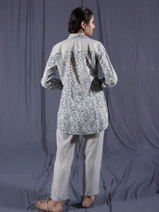 Conjunto de camisa y pantalón con estampado de bloques - Product Image 2