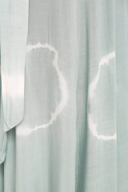 สีเขียวเสจ