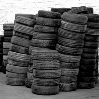 High Quality Nylon Raw Waste Scrap Materials Green Tires Scrap