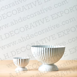 Vase décoratif pour fleur de Table en or, Zephyr, vintage, en acier inoxydable, personnalisé, plaqué or, pour fleurs - Product Image 5