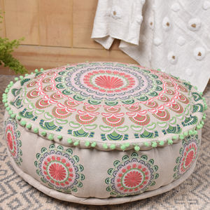 2023 colección de Verano Indio al por mayor Mandala bordado redondo PUF taburete otomanos algodón bordado decorativo piso pufs - Product Image 1