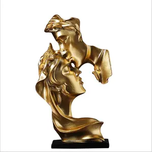 art sculpture modern luxury creative couple kissing resin statue crafts wedding decorations home living room counter decor