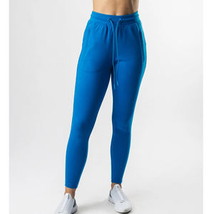 ชุดวอร์มผู้หญิงแบบสองชิ้น สีพื้น ชุดออกกำลังกาย เสื้อฮู้ดแบบสวมหัว กางเกงจ็อกเกอร์ ชุดสเวตสูทแบบสั่งทำ กางเกงจ็อกเกอร์ผู้หญิง - Product Image 4