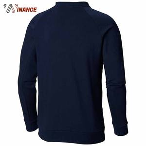 เสื้อสเวตเตอร์คอกลมของผู้ชายผ้าฝ้าย100% ผ้าฟลีซป้องกันการหดตัว XS ขนาด ODM สำหรับฤดูหนาวโลโก้ตามสั่ง - Product Image 6