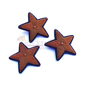 Broche étoile de conception personnalisée faite à la main Insignes brodés de lingots de mode Technologie de fil de lingot - Product Image 1