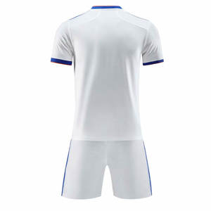 Conjunto de Uniforme de Fútbol Profesional, Jersey y Pantalones Cortos Transpirables para Entrenamiento y Partidos de Club - Product Image 3