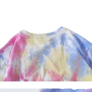 Camiseta de manga corta con cuello redondo cruzado para mujer, ropa holgada informal con estampado tie dye de Primavera/Verano, talla grande - Product Image 5