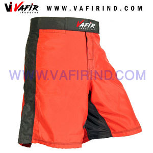 Shorts de combat MMA pour hommes personnalisés et confortables en gros, modèle M3771, en polyester/spandex pour l'entraînement et les compétitions - Product Image 2