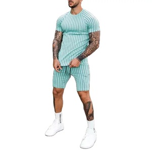 Nouvelle Collection 2026 : Ensemble Short et T-shirt avec Dernières Couleurs Imprimées, Rayures et Logo Personnalisé - Product Image 4